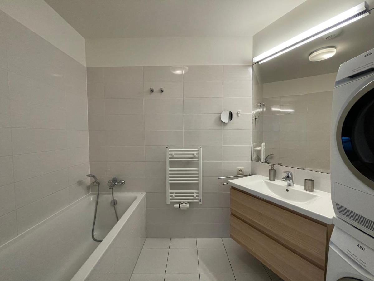 Sag 19Th Floor Panorama City Apartment 2 Rooms Free Parking Free Wifi Bratislava Buitenkant foto